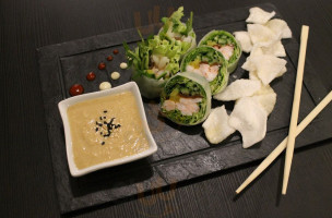 Goma Sushi food