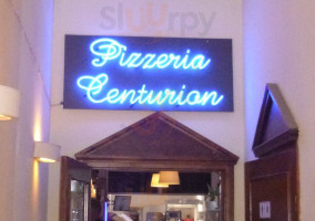 Pizzeria Centurion food