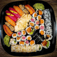 Iwo Sushi food