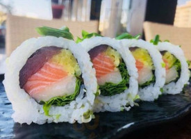 77 Sushi food